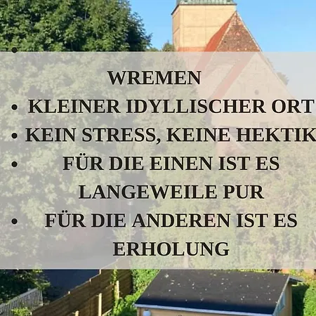 Haus Krabbe, Doppelzimmer 4, Fuer 1-2 Personen, Doppelbett, Ohne Kueche, Zentral Gelegen, Am Elbe-weser-radweg Mit Fahrradunterstellmoeglichkeit, Auch Fuer E-bikes, Ideal Fuer Kurzaufenthalte, Smart-tv 42 Zoll, Kostenfreier Parkplatz, Privat bolig *