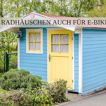 Haus Krabbe: Cyclist-friendly On Elbe-weser Bike Path * Wremen