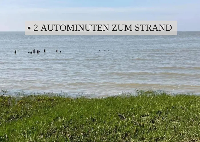 Haus Krabbe, Doppelzimmer 4, Fuer 1-2 Personen, Doppelbett, Ohne Kueche, Zentral Gelegen, Am Elbe-weser-radweg Mit Fahrradunterstellmoeglichkeit, Auch Fuer E-bikes, Ideal Fuer Kurzaufenthalte, Smart-tv 42 Zoll, Kostenfreier Parkplatz, ヴレーメン