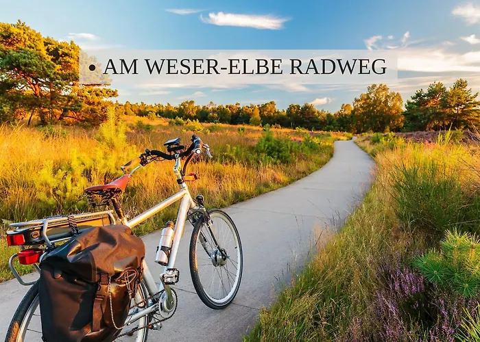 ホームステイ Haus Krabbe, Doppelzimmer 4, Fuer 1-2 Personen, Doppelbett, Ohne Kueche, Zentral Gelegen, Am Elbe-weser-radweg Mit Fahrradunterstellmoeglichkeit, Auch Fuer E-bikes, Ideal Fuer Kurzaufenthalte, Smart-tv 42 Zoll, Kostenfreier Parkplatz, ヴレーメン