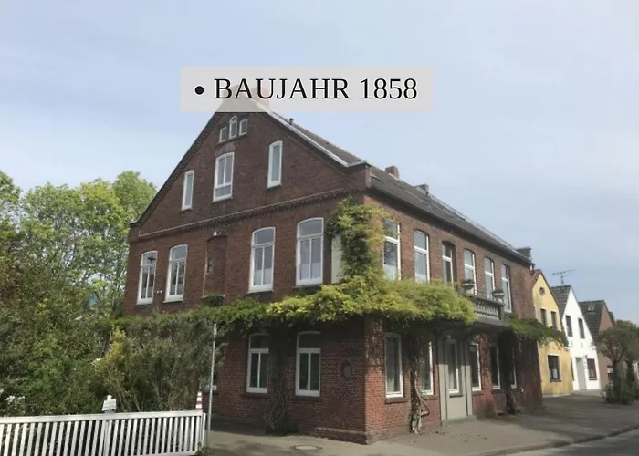 Haus Krabbe, Doppelzimmer 4, Fuer 1-2 Personen, Doppelbett, Ohne Kueche, Zentral Gelegen, Am Elbe-weser-radweg Mit Fahrradunterstellmoeglichkeit, Auch Fuer E-bikes, Ideal Fuer Kurzaufenthalte, Smart-tv 42 Zoll, Kostenfreier Parkplatz, ホームステイ ヴレーメン